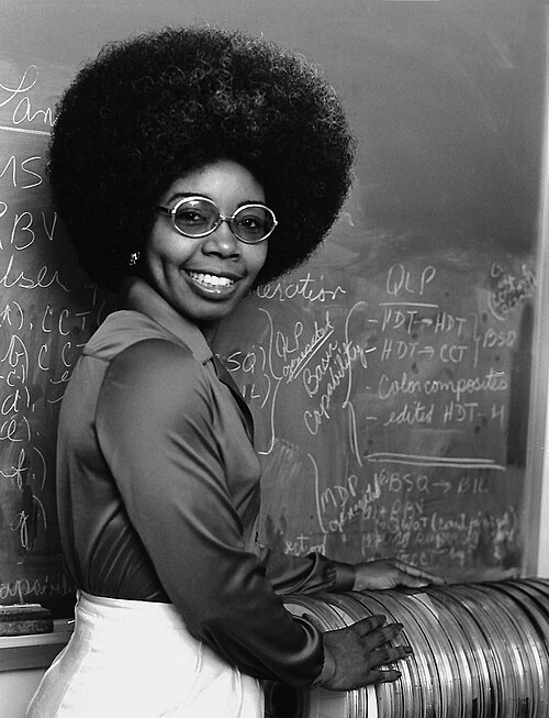 Dr. Valerie L. Thomas